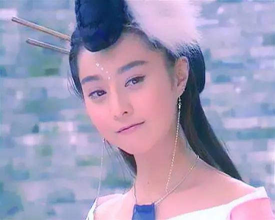 “蕾丝”挂脸上，《天龙八部》告诉你，“得罪”造型师后果有多惨