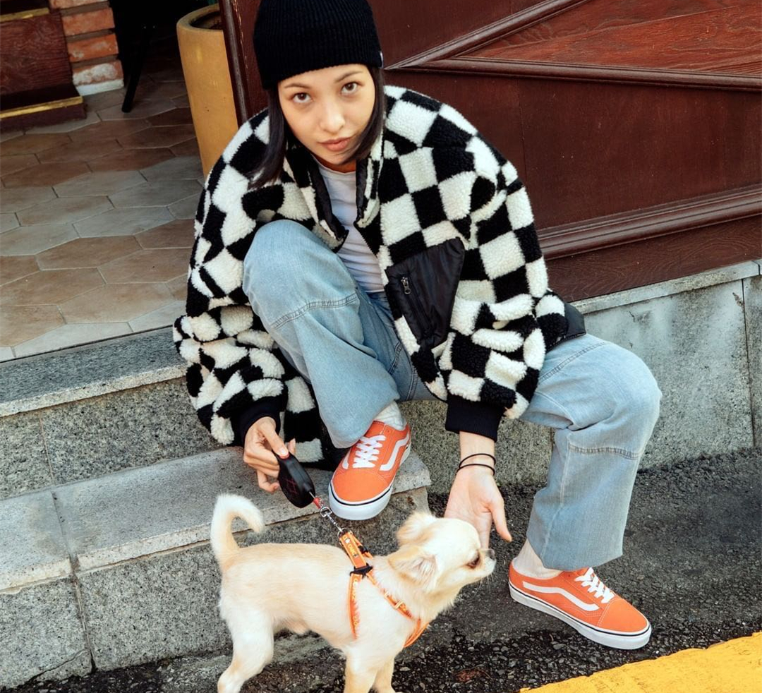 亚洲女性穿着,穿vans的女孩就是神一样的存在