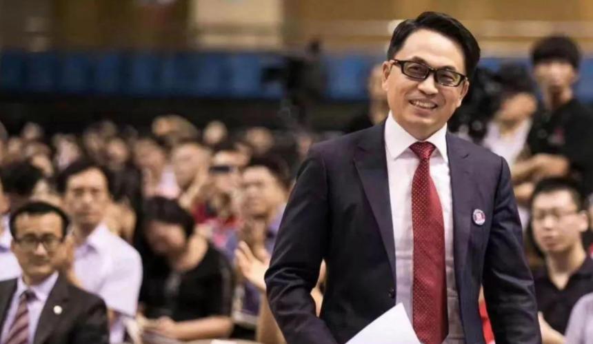 高瓴资本从最初2000万到5000亿,高瓴资本半年大赚120亿