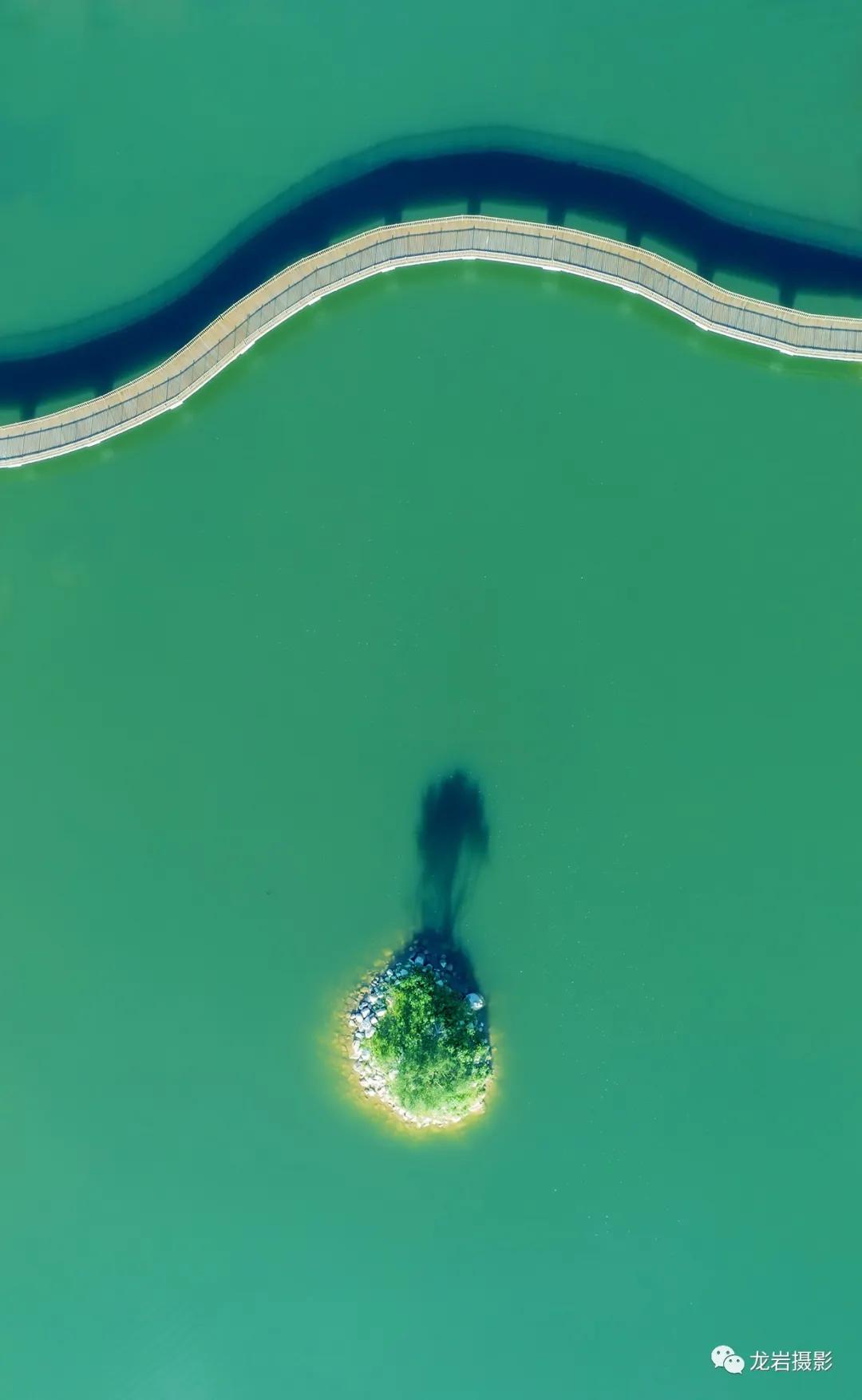 @龙岩人，让我们跟随无人机，一起飞跃闽西