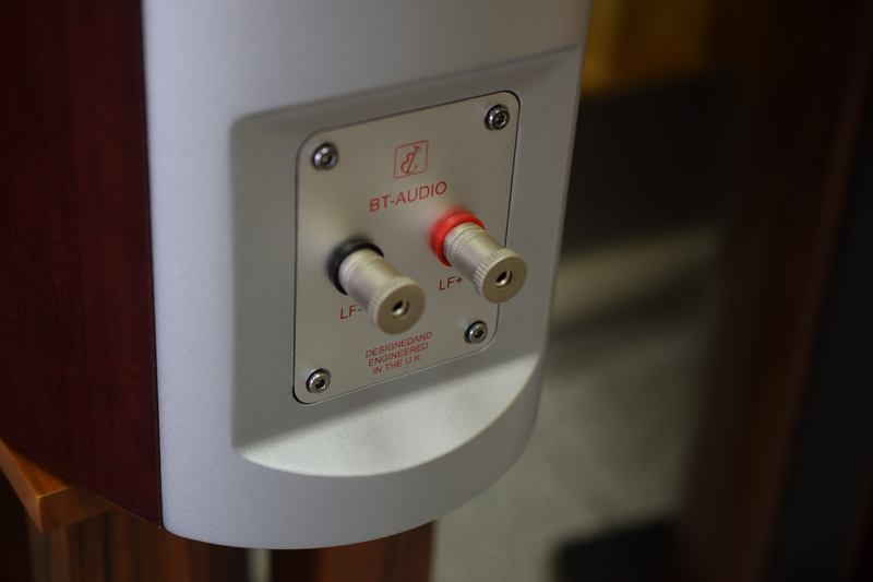 谁才是性价比之王？德法丹美五款入门HIFI书架箱对比横评