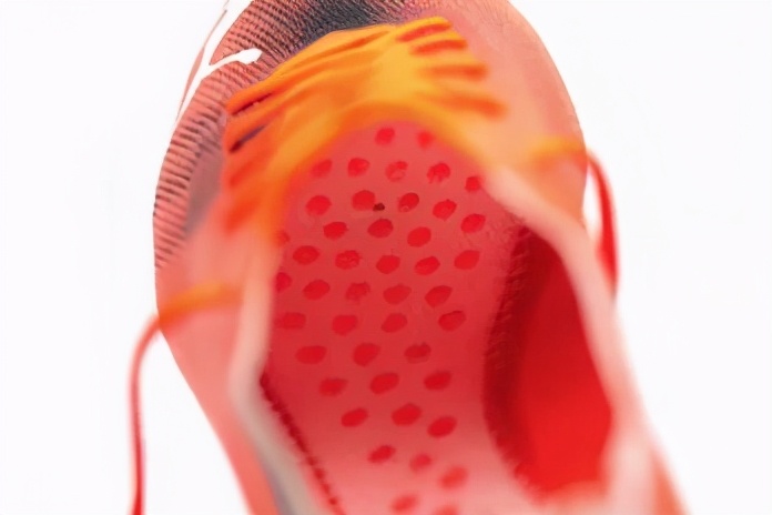 rimac跑车测试,pumaultra足球鞋测评