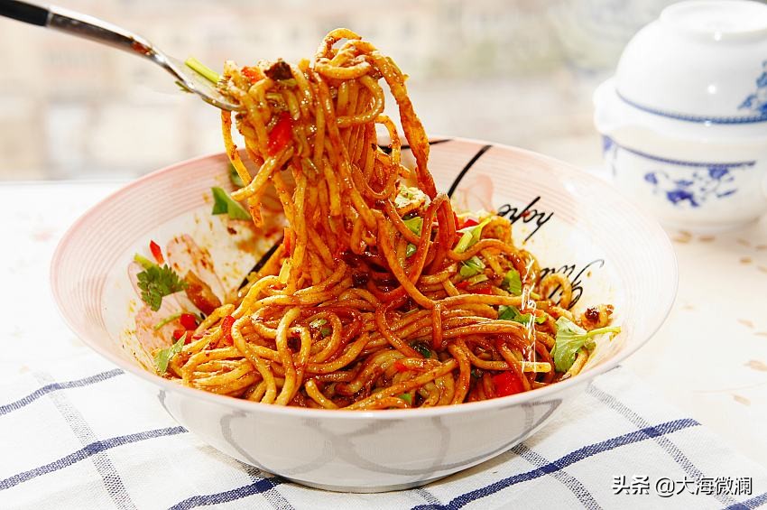 武汉热干面的做法没有芝麻酱,武汉早点热干面汤面的做法