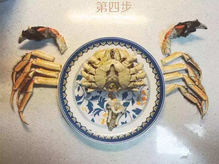 吃螃蟹标准方法,手把手教你怎样吃螃蟹教程