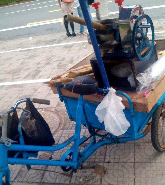 想摆摊卖小吃需要准备什么,想摆摊卖面需要什么设备