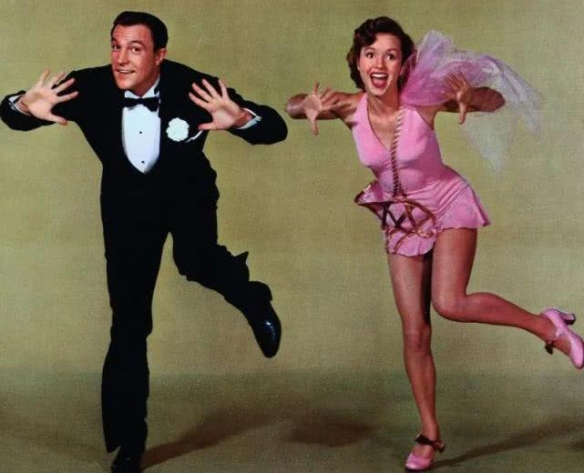 豆瓣上8分的喜剧片有哪些,近五年豆瓣评分高的华语喜剧片