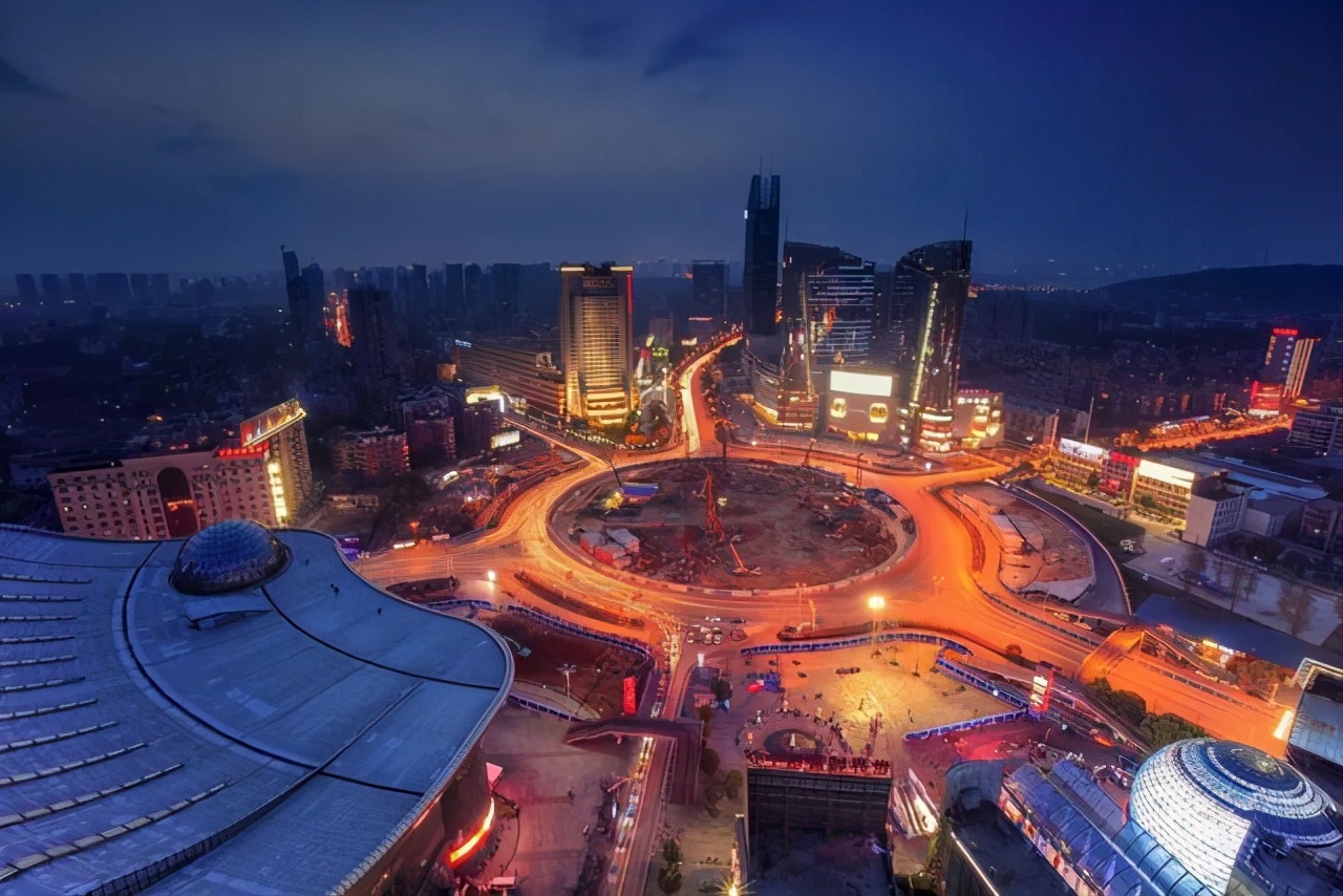 读大学留在本省好还是出省好,读大学选在本省还是去外省好