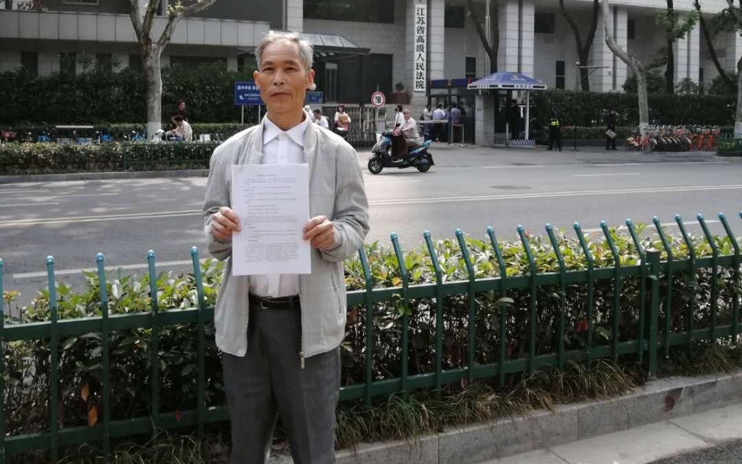 男子购买过期食品索赔5400元,男子买过期食品索赔