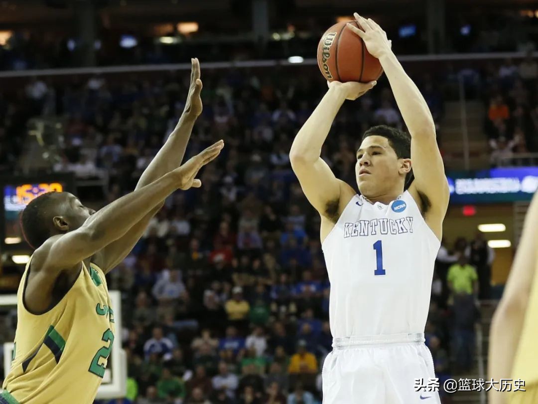 德文布克身高臂展多少,布克总得分最新数据