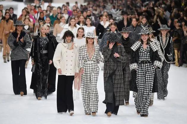 lv邀请马来西亚,lv留学生包