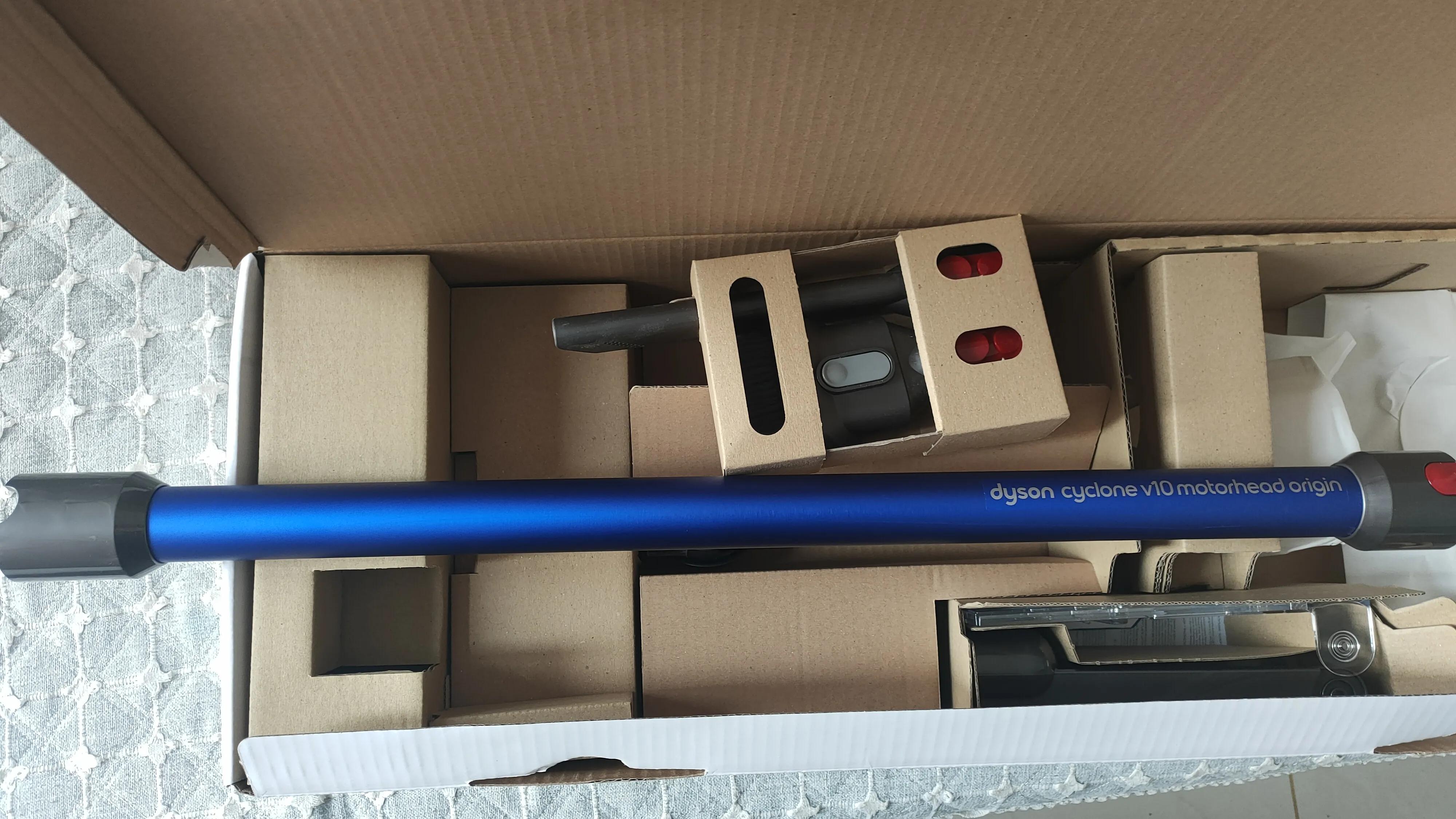 戴森v10开箱视频,双11戴森全年最强折扣来咯