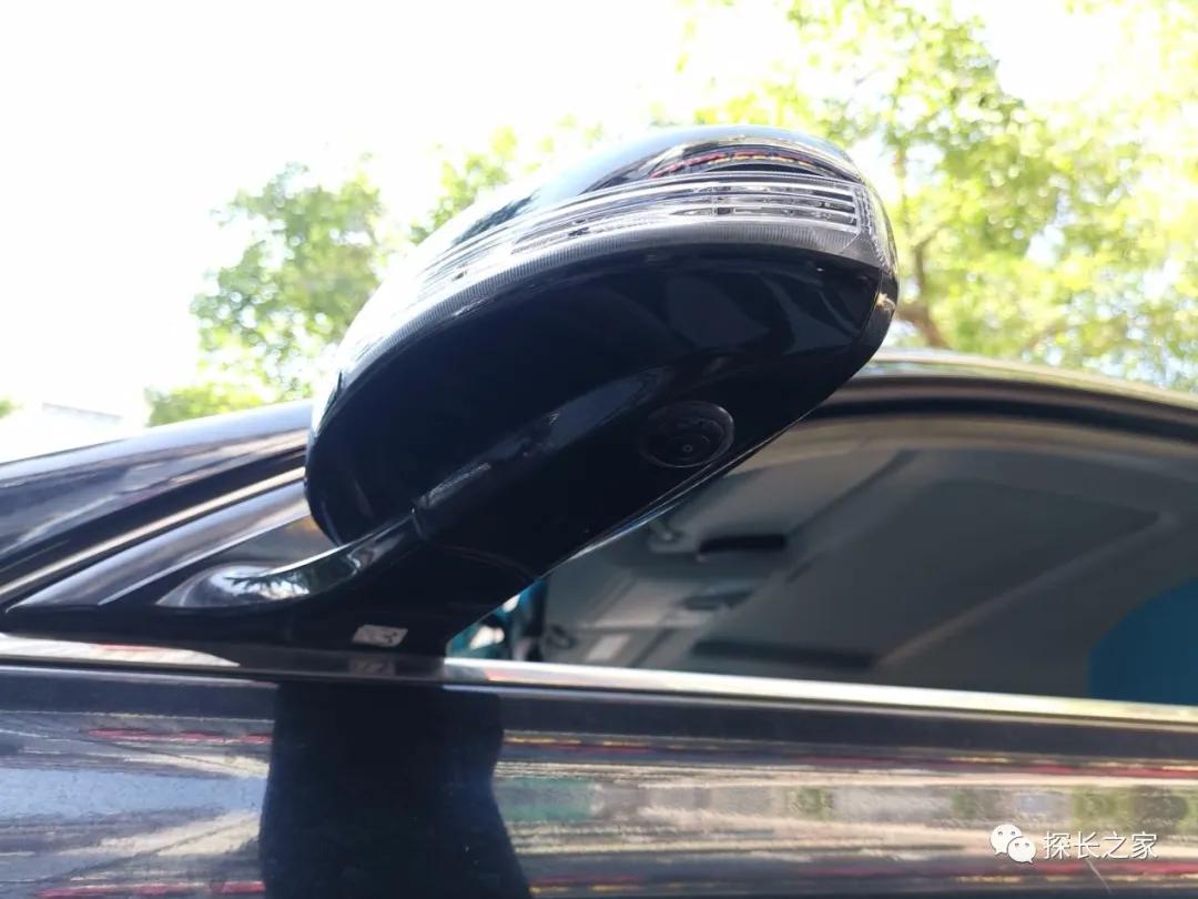 2011年日产天籁2.0蓝色,探长水晶屏