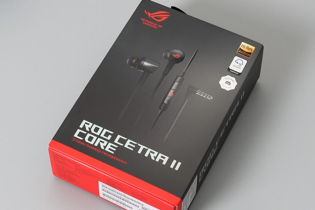 rog降临耳机1和2代区别,rog降临2标准版月曜白入耳式