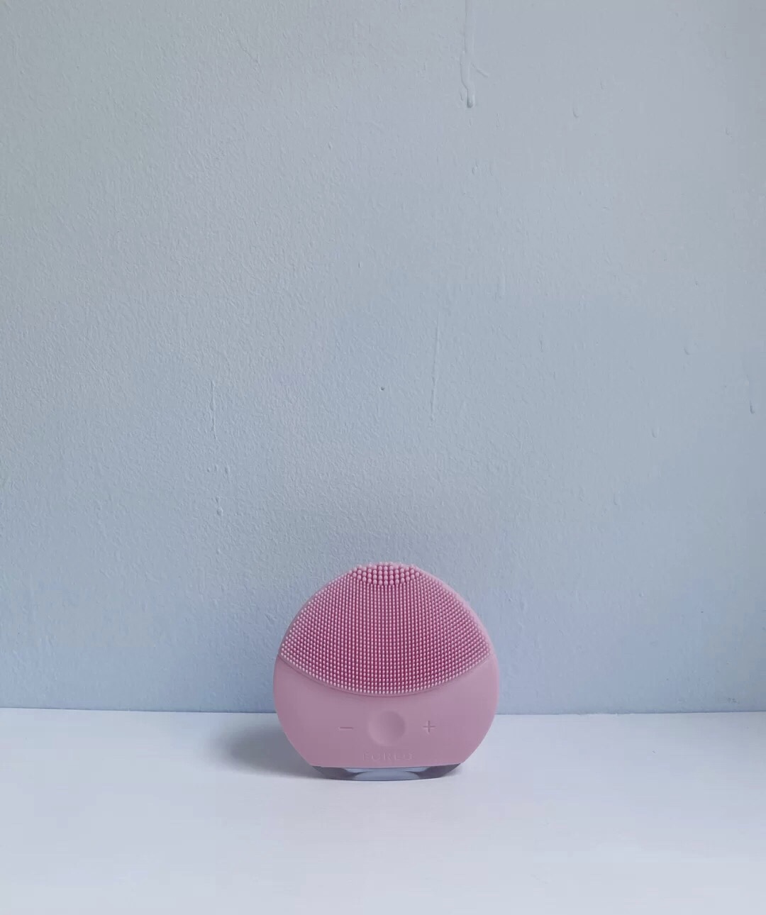 李兰迪卸妆视频:大大方方分享素颜,用的产品也很平价