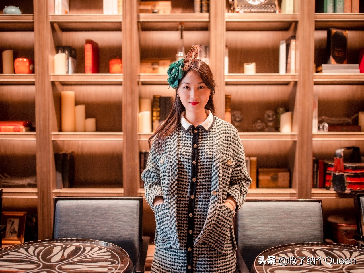 衣柜里的衣服穿不进去了,衣柜穿不下衣服