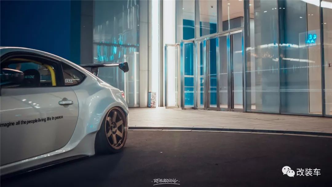 丰田86改装气动宽体包围,丰田86改装全过程