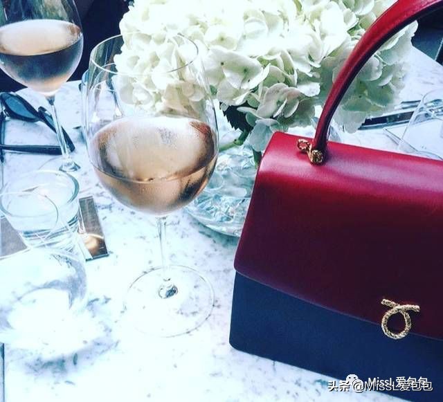 第4只包｜Launer：皇家*用御**，女王奶奶一生推