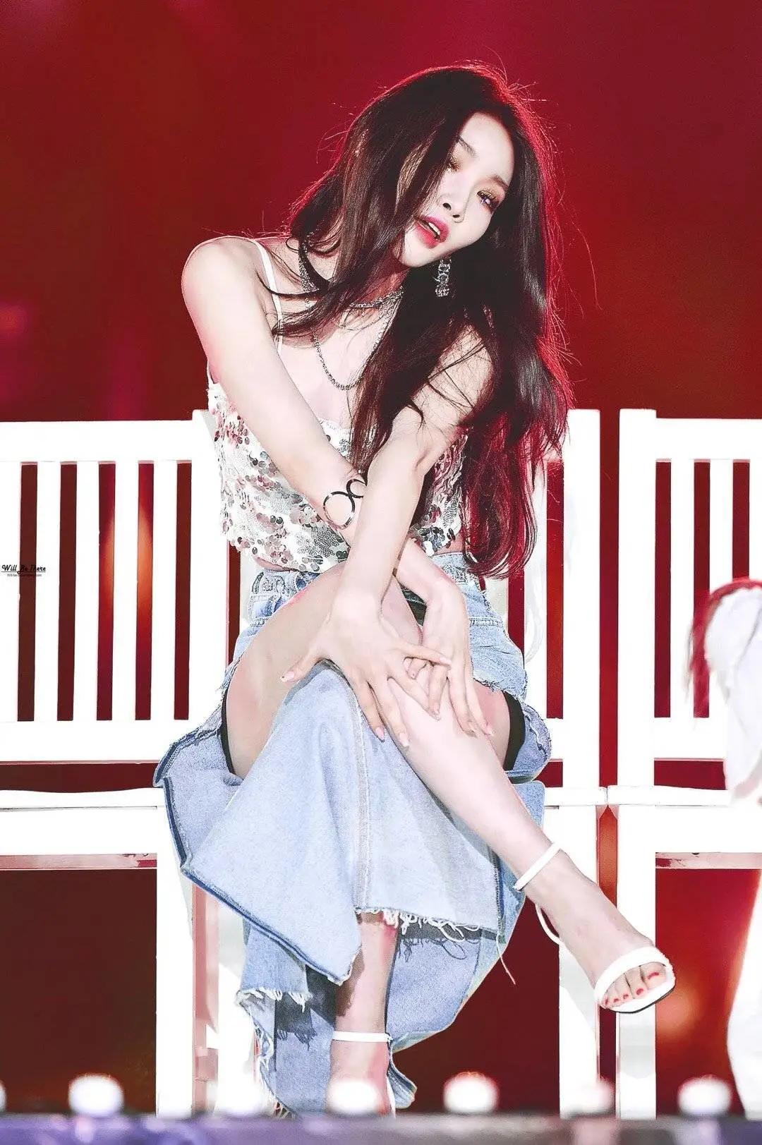 被喷整容,凭实力逆袭为泫雅宣美接班人:我能被记住,绝不是穷哈