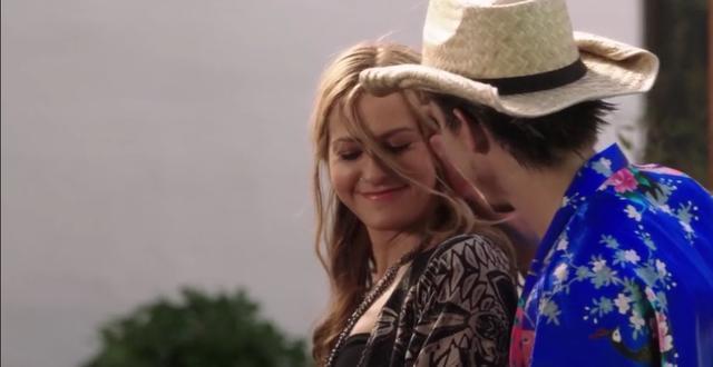 一条项链引发的争吵完整版,因为一条项链吵架