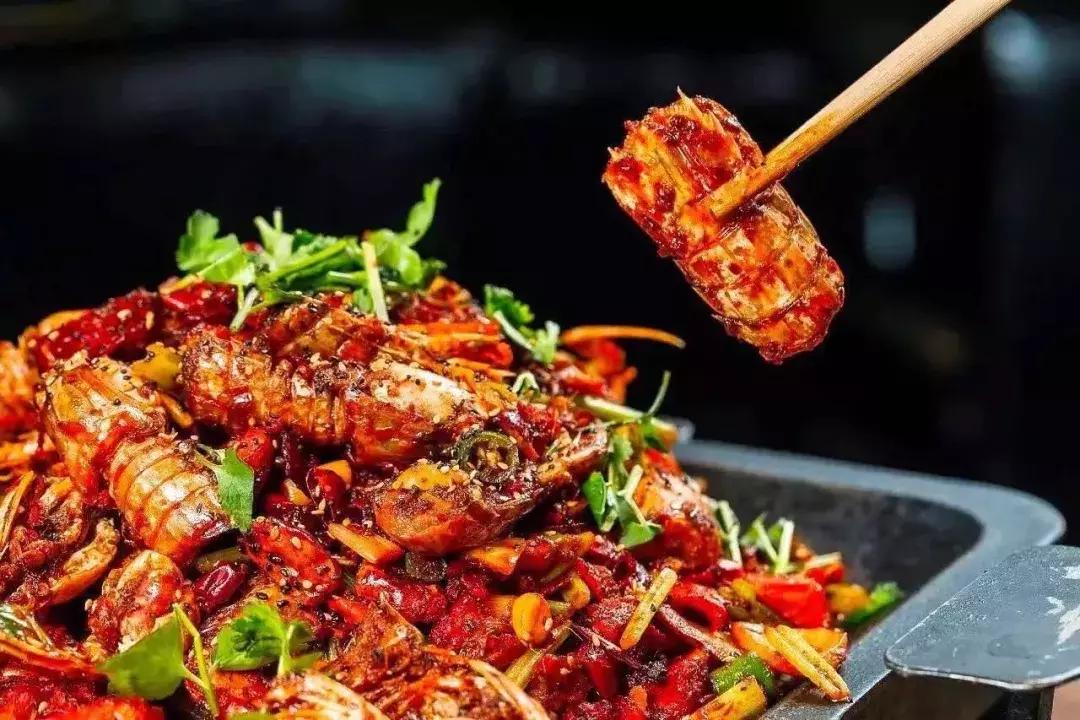 最火爆的炭火牛蛙锅10元,蛙锅牛蛙