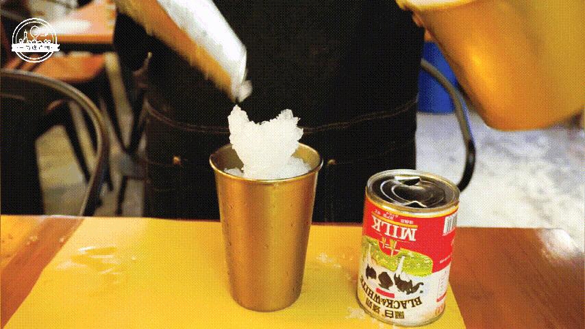 神经病啊！在泰国卖100的绿奶茶这只卖18？真相竟是老板有租收..