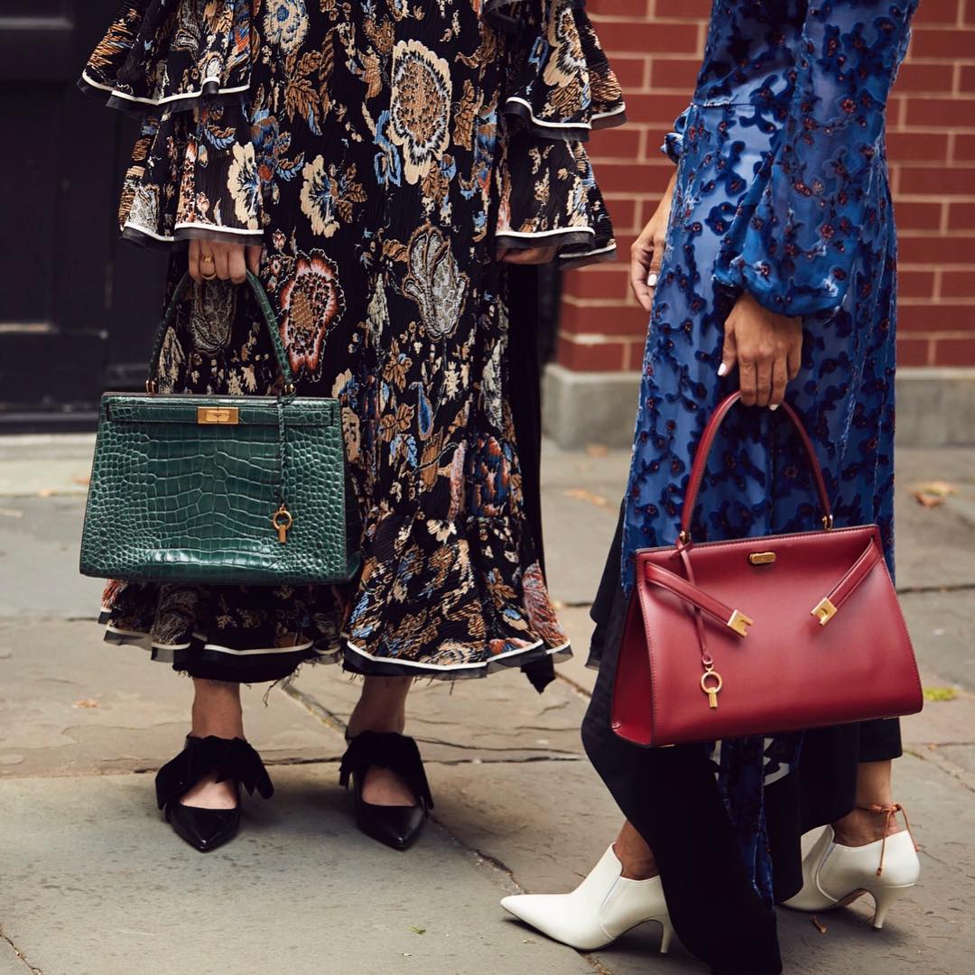 杨幂娜扎吴谨言撞衫 (吴谨言tory burch上衣)