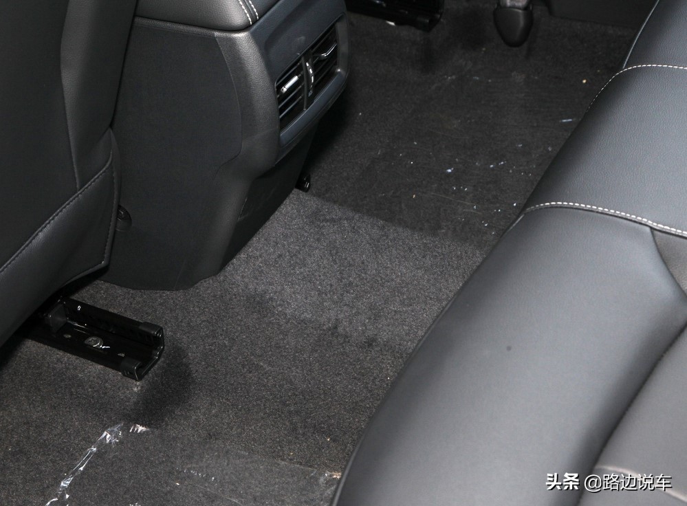 花17万买名爵6,17年荣威i6车主真实的感受