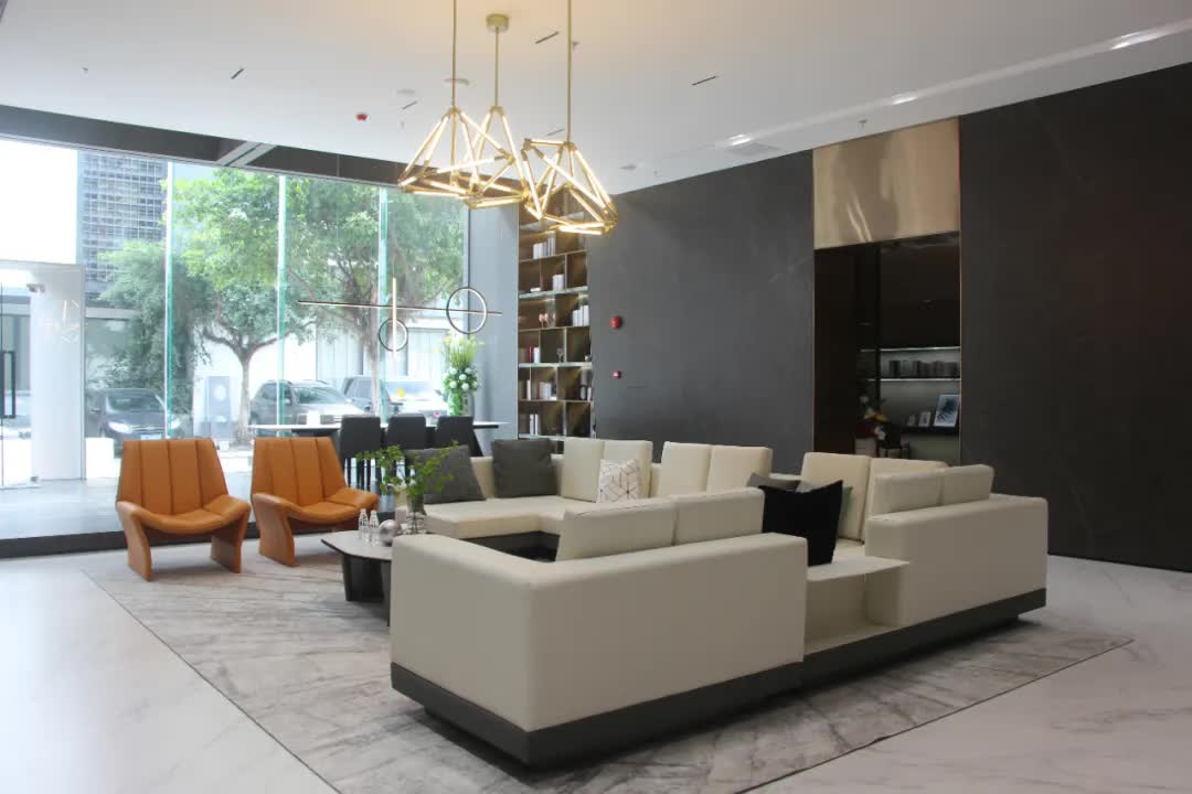 最具建筑感总部展厅亮相！华岩品致打造“百店百面”赋能“牛商”