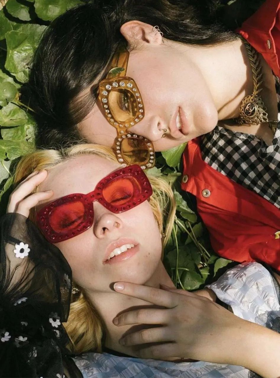 女士怎么挑选适合自己的墨镜,怎么选墨镜框适合脸型