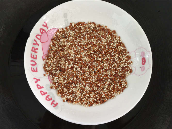 鲜虾藜麦饼辅食,藜麦米虾仁宝宝辅食