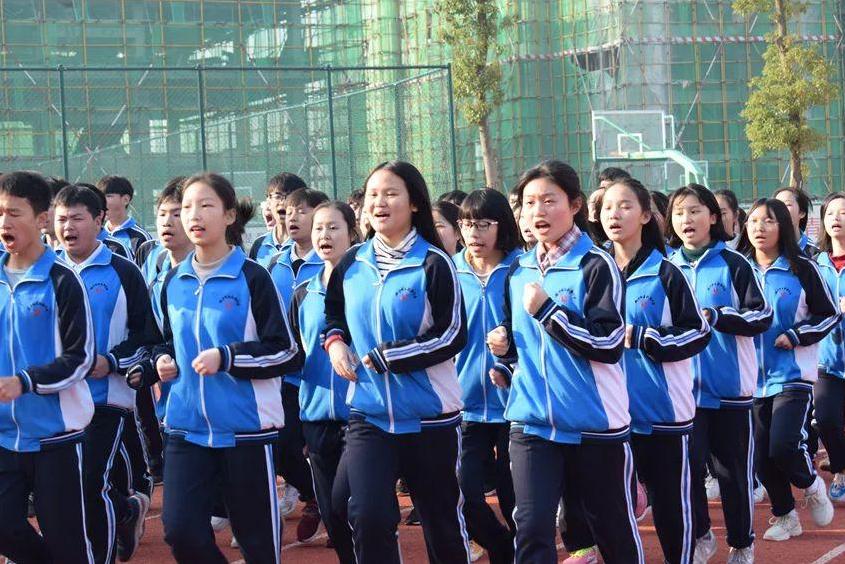 各国学生校服对比,各国校服大比拼男生版