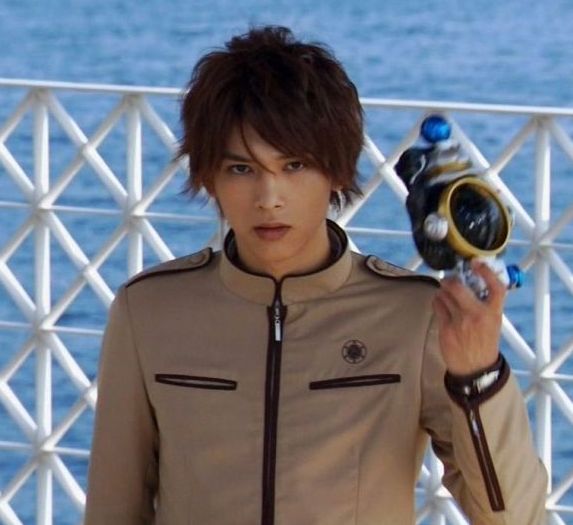 假面骑士男演员谁最火,飞电或人在假面骑士中饰演过谁