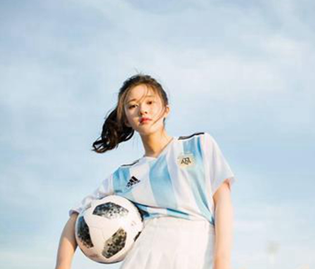 赵露思蓝色运动套装,赵露思蓝白条纹裤