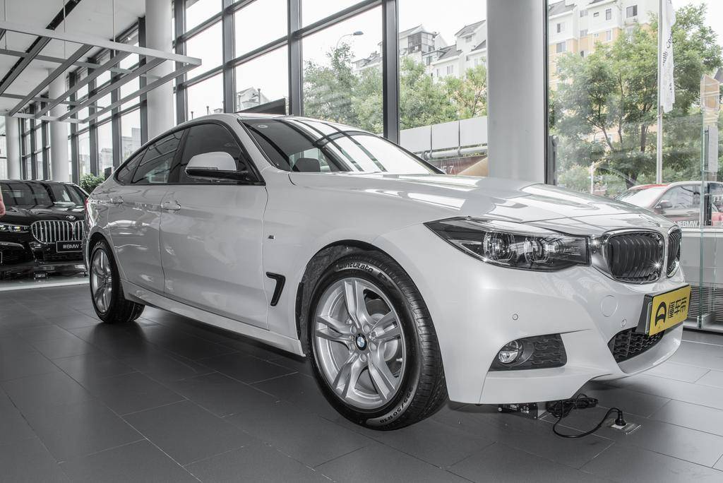 9万公里的宝马3系gt值得买吗,2018年的宝马3系gt能买吗