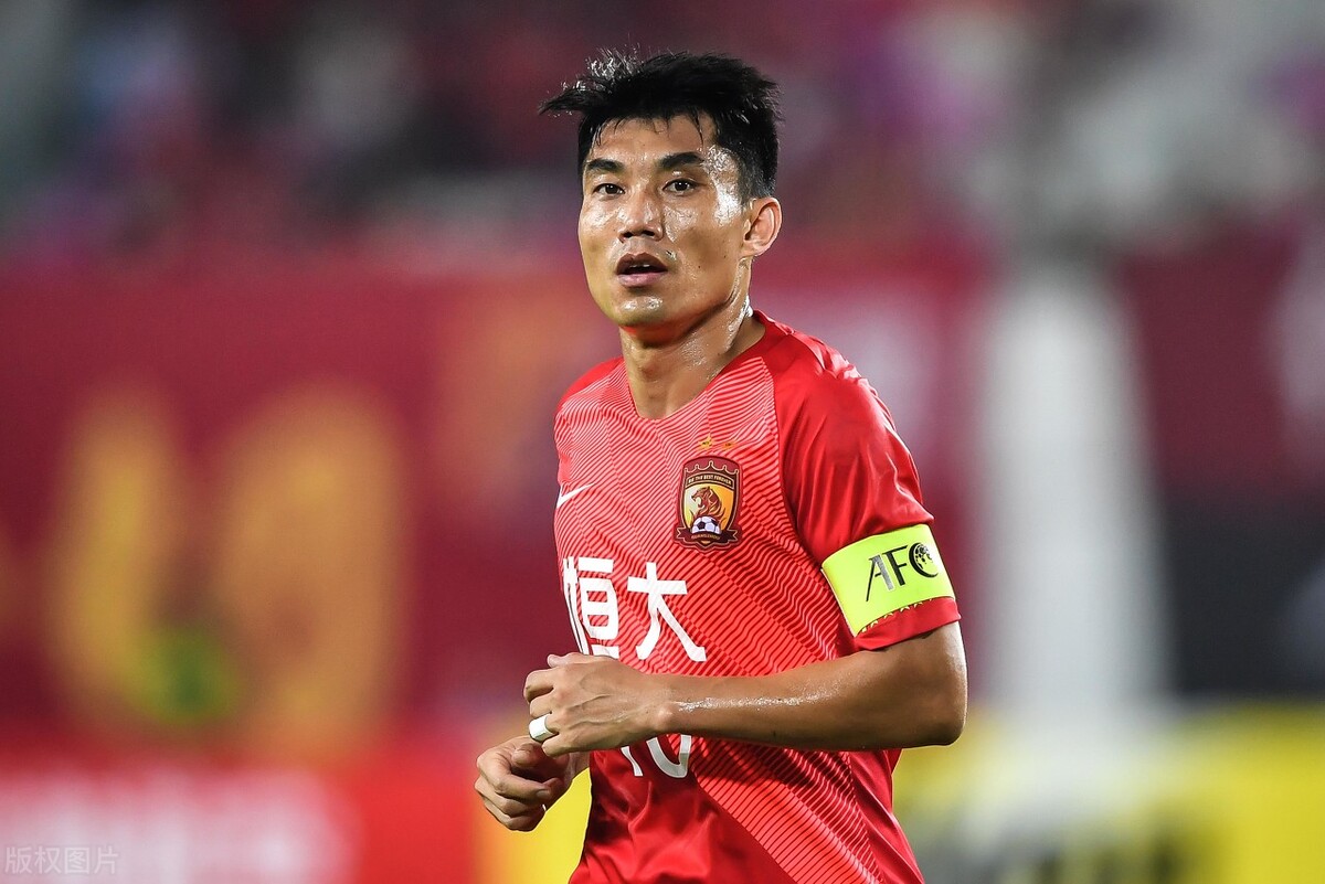 中国足球年薪降了吗,中国足球失业球员现状