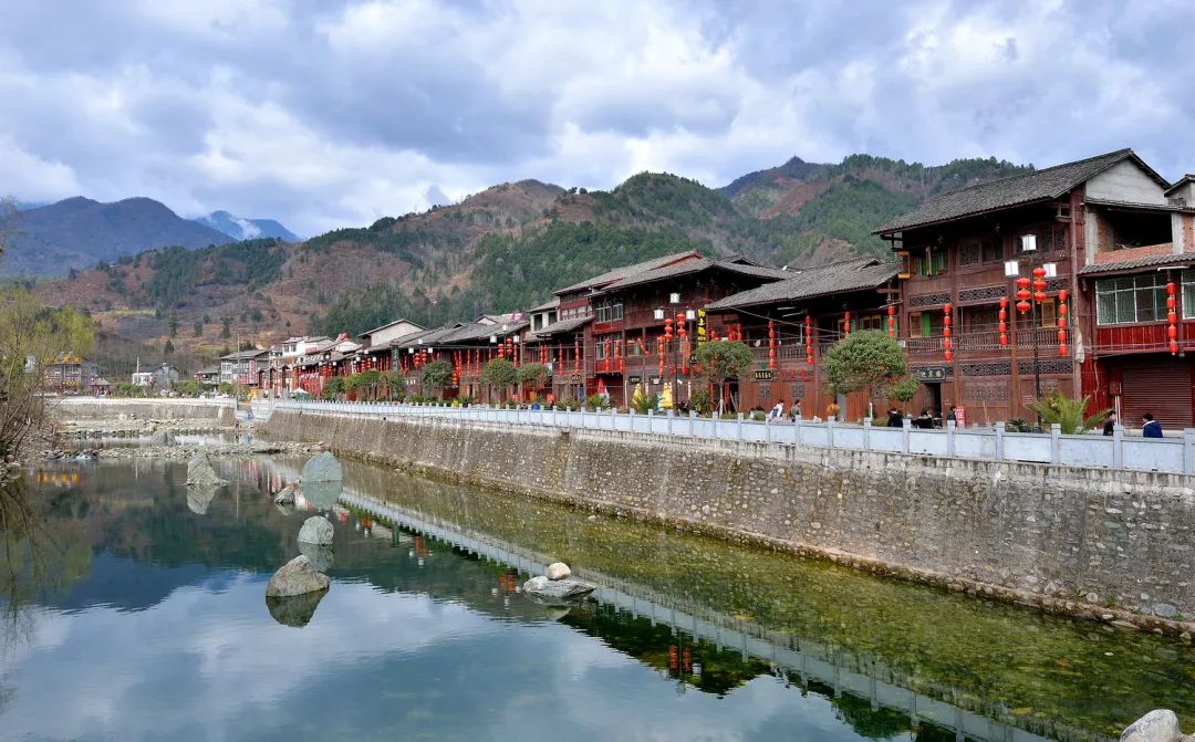 汉中周边旅游景点推荐自驾游,汉中新年到西安旅游全攻略