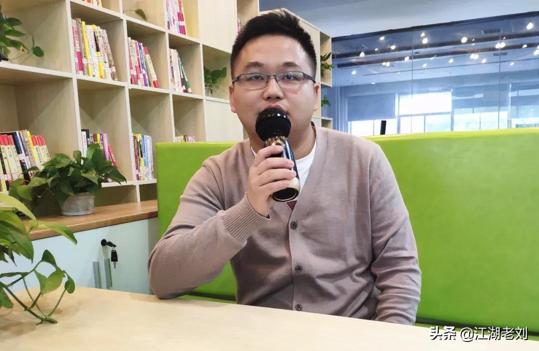 唱吧精灵麦克风评测,唱吧精灵话筒q3直播唱歌评测