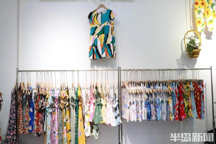 半岛观察丨一条盖毯爆火背后的童装江湖：3000家企业即墨鏖战，如何赢得三孩商机