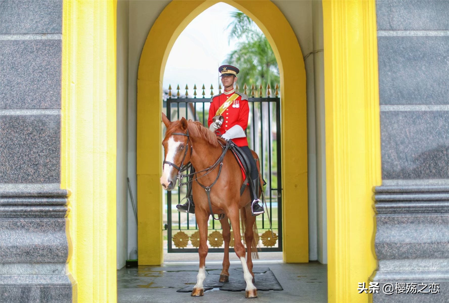 都说国无二主，这个国家却同时拥有九个国王，究竟是怎么做到的？