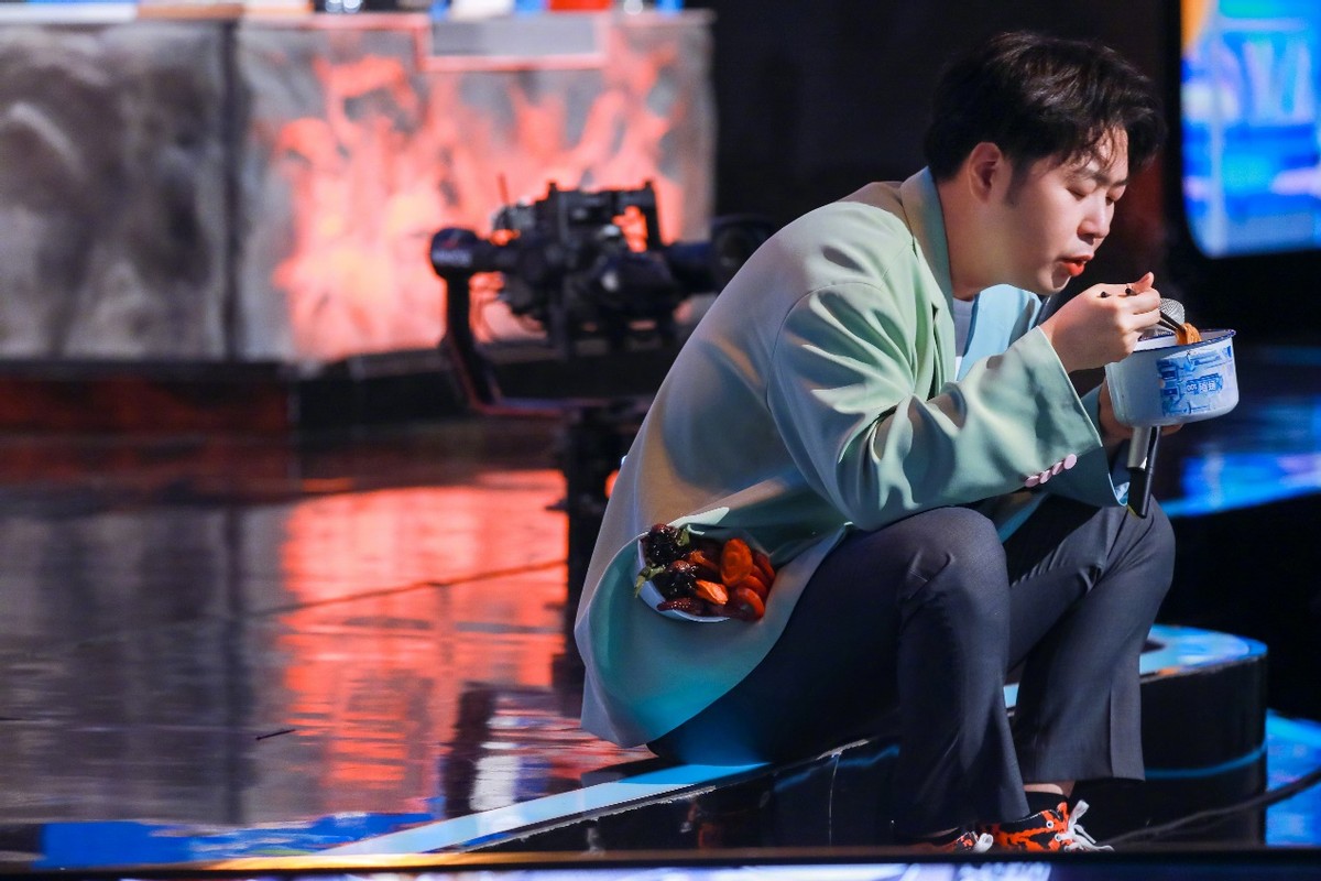 杜海涛热门话题,杜海涛问吴昕三个缺点