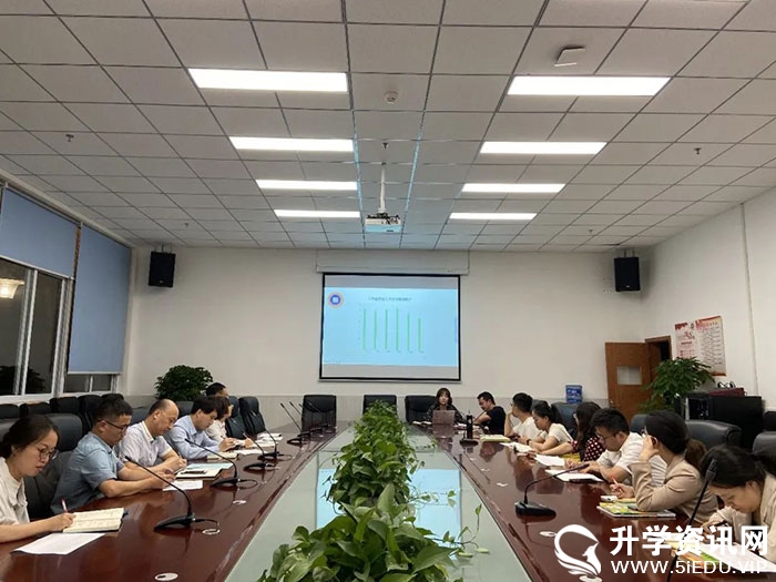 成都领川外国语学校报名,成都领川外国语学校招生考试