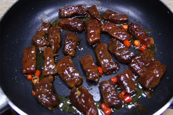 肯德基嫩牛五方要多少英寸的面皮,肯德基嫩牛五方多少钱一个