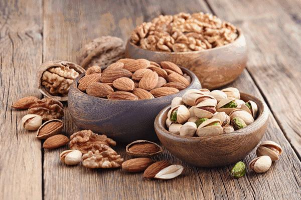 月子哺乳期可以吃炸鸡腿吗,哺乳期炸鸡腿能吃吗