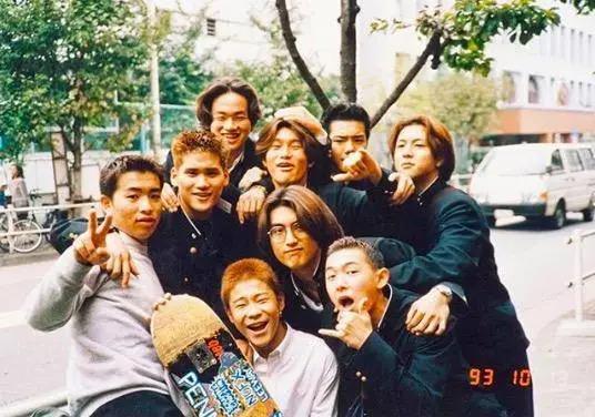 王思聪对比马斯克,骑在马斯克肩上的人