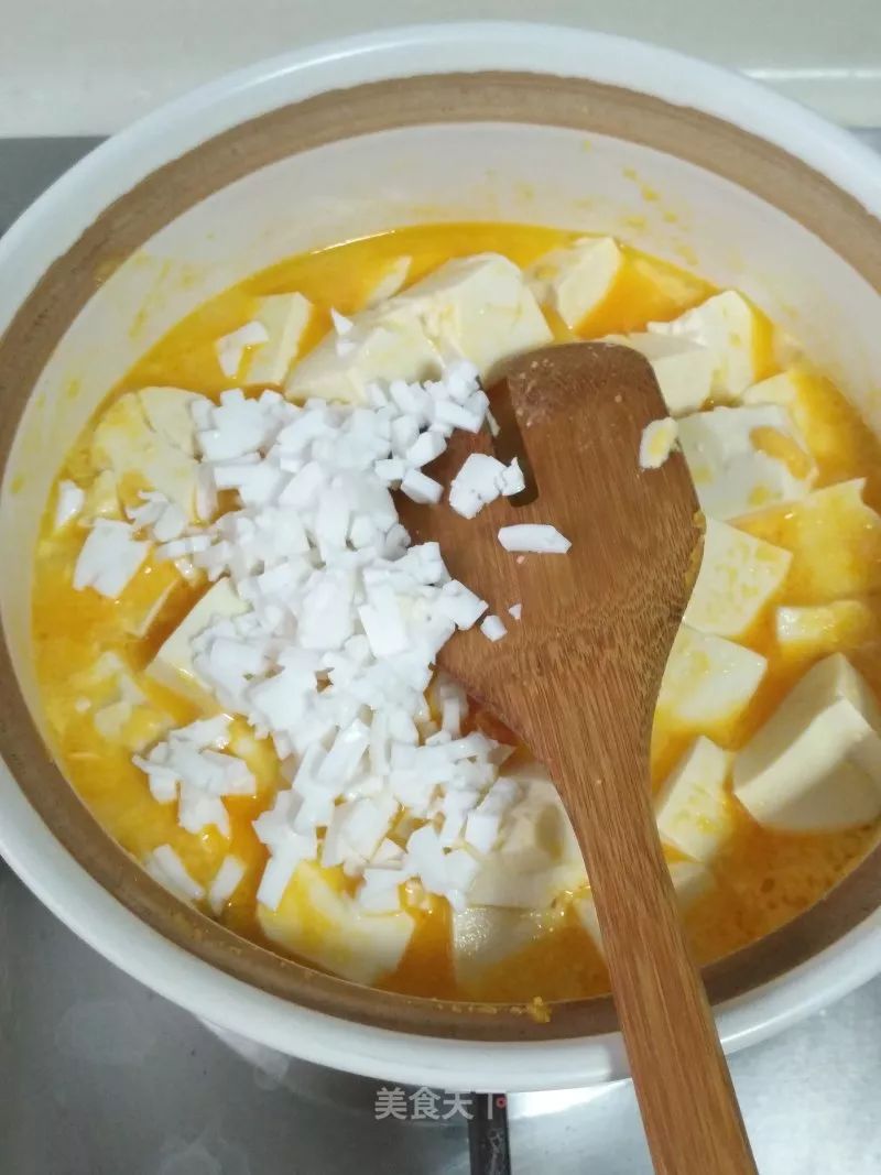 蟹黄豆腐鲜香嫩滑太下饭了,蟹黄虾仁豆腐做法