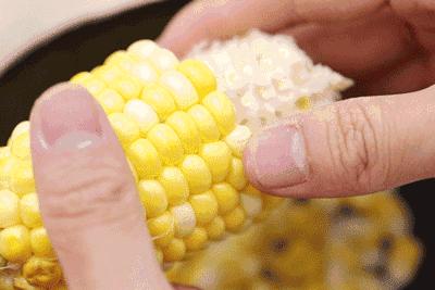 来自云南大山新鲜的橙子,新鲜爆甜水果玉米