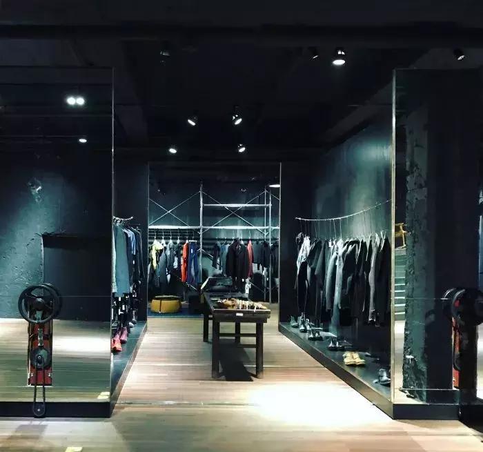 当你自以为穿得很潮去买手店 (时髦又小众魔都买手店逛街攻略)