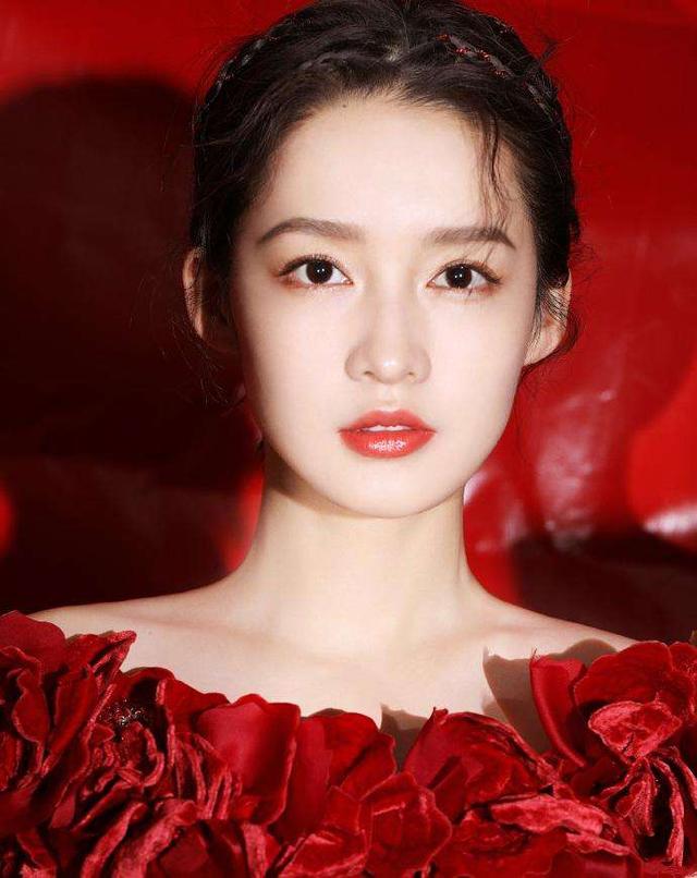 什么方法可以让皮肤变白变滋润,让皮肤慢慢变好的6个护肤小方法