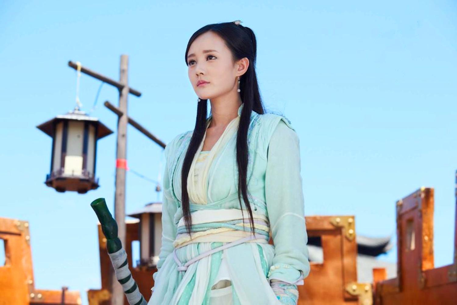 周伯通武功什么时候超过黄药师,黄药师自认为武功不如周伯通