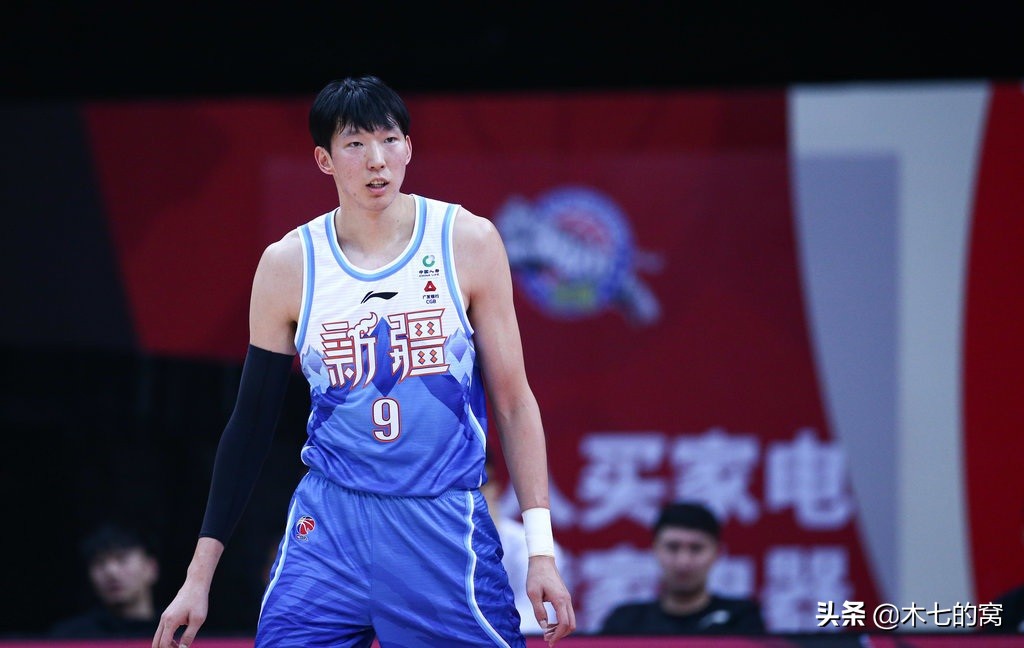 郭艾伦无以伦比,郭艾伦非黑即白